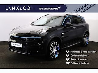 Lynk & Co 01 1.5 - Panorama/schuifdak - Adaptieve Cruise control met stuurovername - 360º Camera - Infinity Audio by Harman/Kardon - BLIS - Stoelverwarming voor - Adaptieve LED koplampen - Geïntegreerde dashcam voor - Elektr. bedienb. achterklep - Draadloze Apple Carplay & Android Auto - Keyless Entry & drive - 20' LMV