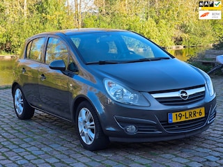Opel Corsa 1.4-16V '111' Edition 1e eigenaar airco cruis control cv op afs elektrische ramen