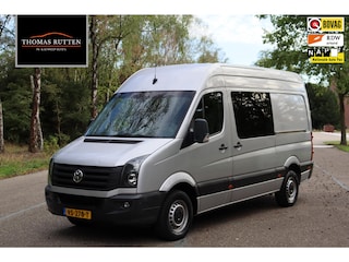 Volkswagen Crafter 32 2.0 TDI L2H2 DC 2016 | Trekhaak | Airco | Navigatie | Cruise Control | Achteruitrij Camera | Stuurwiel Multifunctioneel | Dubbele Schuifdeur | Stoelverwarming | Boekjes | 2 Sleutels | Nationale Autopas NAP