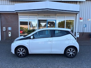 Toyota Aygo 1.0 VVT-i x-play