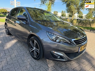 Peugeot 308 1.2 PureTech Allure Pano Carplay alcantara