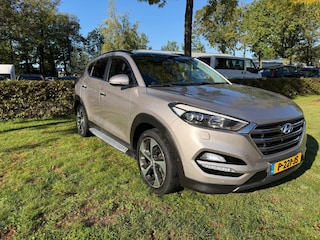 Hyundai Tucson 1.6 T-GDI PREM. 4WD Leer/Trekhaak/Panoramadak/Nav/Camera