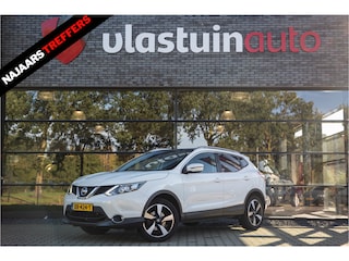 Nissan Qashqai 1.2 Connect Edition , Panoramadak, Stoelverwarming, Trekhaak, Rondomcamera,