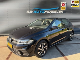 Volkswagen Polo 1.0 TSI Life Business DIGITAL DASH/ CARPLAY /PDC
