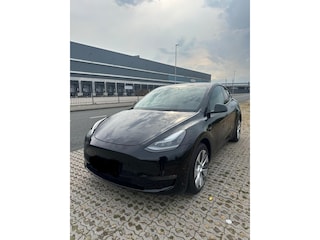Tesla Model Y RWD 58 kWh Pano