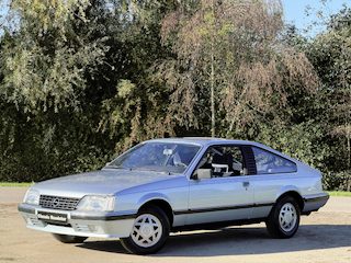 Opel Monza 2.5i, SCHUIFDAK, VELOURS BEKLEDING