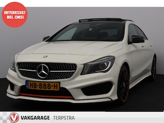 Mercedes-Benz CLA 180 AMG OrangeArt Edition/ 18'' LMV/ Open-Pano-Dak!/ Keyless-GO/ Half-Leder - Alcantara/ Bi-Xenon/ Stoelverw./ PDC V+A/ Zwarte-Hemel/ Sportstuur/ Extra getint glas.
