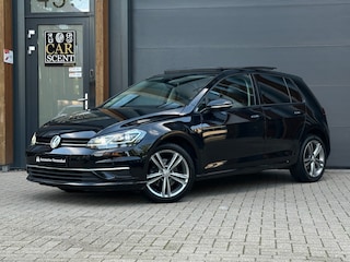 Volkswagen Golf 1.6 TDI Highline Business R Pano, Leder, ACC etc!