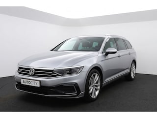 Volkswagen Passat Variant 1.4 TSI PHEV GTE R-Line Panoramadak | 360° | Trekhaak | Massage | Full Options!