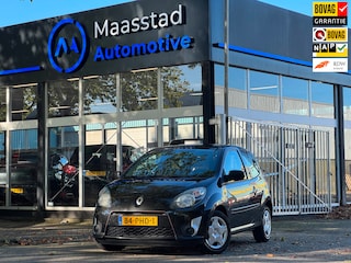 Renault Twingo 1.2-16V Authentique Nette zuinige voertuig met een Nieuwe APK
