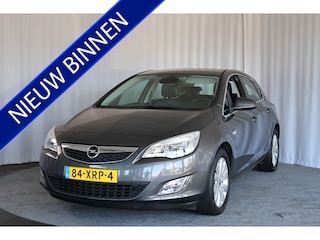 Opel Astra 1.4 Turbo Cosmo, PDC, Navi, Trekhaak
