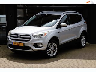 Ford Kuga 1.5 Titanium 4WD | 182PK | 4x4 | Cruise | Navi | Camera | Stoel/Stuur Verwarming | Clima | Ambient Light |