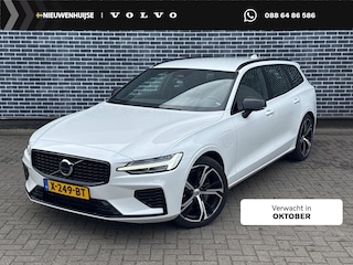 Volvo V60 2.0 T8 Plug-in Hybrid AWD Plus Dark | Long Range | Trekhaak | 360 Graden Camera | Sportstoelen | Lichtmetalen Velgen 19 inch | Keyless Entry | Elektrische Achterklep | Elektrisch Verstelbare Voorstoelen | Stoelverwarming voor en achter | Cruise Control Adaptief | Google Navigatie | Apple Carplay | Android Auto