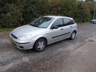 Ford Focus 1.6-16V Cool Edition