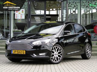 Ford Focus 1.5 EcoBoost 150pk 5-deurs automaat Titanium Edition / Trekhaak / Navigatie / Camera / Cruise-Control / NL Auto