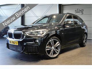 BMW X1 sDrive20i M-SPORT head up leer trekhaak 19 inch 192 pk !!