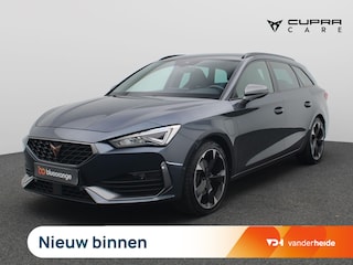 Cupra Leon 1.4 e-Hybrid Business 204PK DSG Trekhaak, Achteruitrijcamera, Side Assist, Keyless, Stoel-Stuurverwarming, Adaptieve Cruise Control, 18" LM Velgen