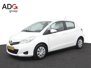 Toyota Yaris 1.0 VVT-i Now | Airco | Radio-cd speler | Trekhaak |