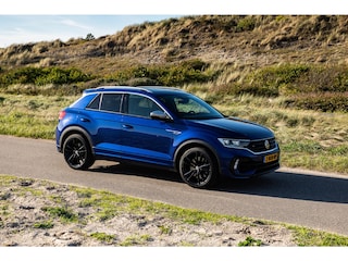 Volkswagen T-Roc 2.0 TSI 4Motion R - AKRAPOVIC - PANORAMADAK - VIRTUAL - CAMERA