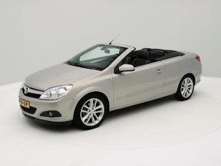 Opel Astra TwinTop 1.8 Enjoy Cabrio Liefhebbersauto! / Trekhaak / Cruise control / Origineel NL