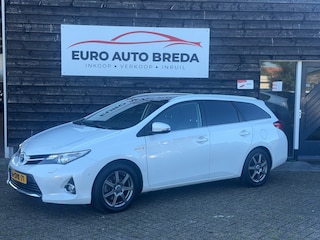 Toyota Auris Touring Sports 1.8 Hybrid Lease+