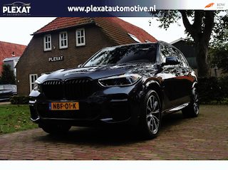 BMW X5 XDrive45e High Executive Aut. | M-Pakket | Laser Light | HUD | Arktikgrau | Adap. Cruise | Dodehoekbewaking | Luchtvering |