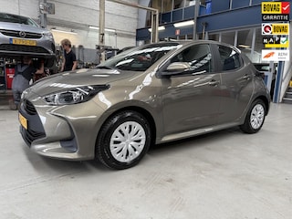Toyota Yaris 1.5 VVT-I Active | Apple carplay / Android auto | Camera | Cruise control | NAP | Rijklaar prijs!