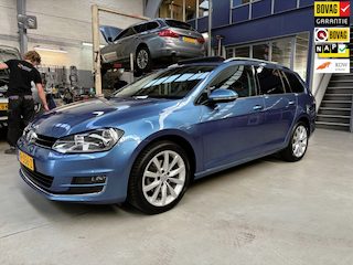 Volkswagen Golf Variant 1.2 TSI Highline | Navigatie | Camera | Alcantara bekleding | All season banden | NAP | Rijklaar prijs!