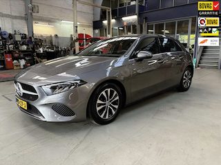 Mercedes-Benz A-klasse 180 Business Solution| Apple carplay / Android auto | Navigatie | Camera | Pdc V+A | NAP | Rijklaar prijs!