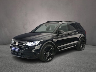 Volkswagen Tiguan R-Line Business+ 1.5 TSI 150pk DSG Automaat Trekhaak, Panoramadak, Black Style, Adaptive cruise control, Navigatie, Achteruitrijcamera, LED koplampen