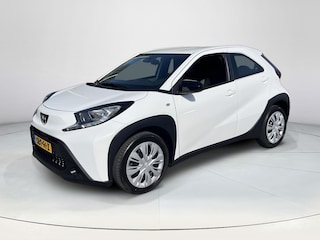 Toyota Aygo 1.0 VVT-i S-CVT Play | Apple CarPlay/Android auto | Achteruitrijcamera | Verwarmde voorstoelen