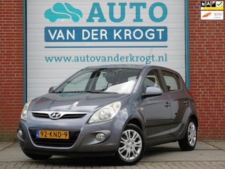 Hyundai i20 1.2i DynamicVersion, Airco, Nw banden, Trekhaak, APK 1-27