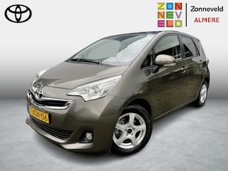 Toyota Verso-S 1.3 VVT-i Trend Navi all seasonbanden
