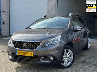 Peugeot 2008 1.2 PureTech Signature/ nap/ 1e EIG/ dealeronderhouden/ 1jaar apk/ airco/ navi/ pdc/ zeer nette auto.