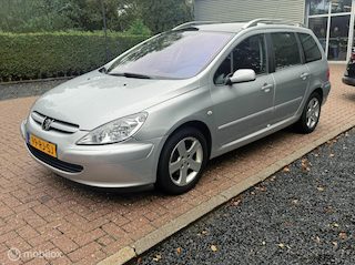 Peugeot 307 SW 2.0 16V Navtech ECC-AIRCO/TREKHAAK/PANO
