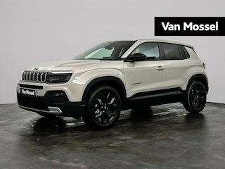 Jeep Avenger 1.2 e-Hybrid Black Edition | VOORRAADVOORDEEL | Camera | Sensoren V+A | Elektrische Kofferklep | JBL | Stoelverwarming | Navi | Cruise Control Adaptief | 2+6 JAAR GARANTIE
