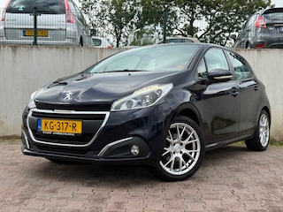 Peugeot 208 1.2 PureTech Blue Lion/NAVI/CRUISE/APK 05-2027/PDC/FACELIFT/