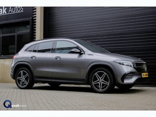 Mercedes-Benz EQA 250 Business Solution AMG 67 kWh | CAMERA | BTW-AUTO | CARPLAY | SFEERVERLICHTING