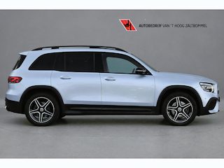Mercedes-Benz GLB 200 163pk 7-PER AMG LINE NIGHT PANORAMADAK SFEER HEAD-UP KEY-LESS GO 360-CAMERA