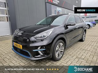 Kia Niro e-Niro DynamicPlusLine 64 kWh | Trekhaak | Open dak | Stoelverwarming |