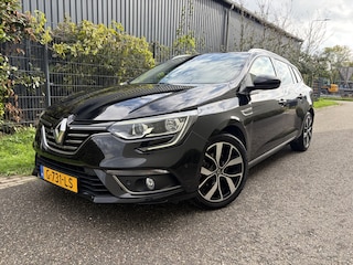 Renault Mégane Estate 1.3 TCe Bose / NAVI / CRUISE / AIRCO / TREKHAAK / 156dkm! NAP!