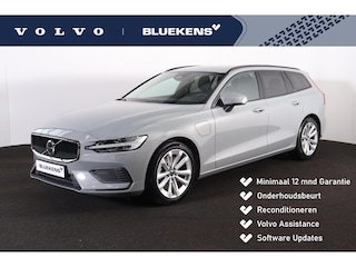 Volvo V60 T6 Recharge AWD Core Bright - IntelliSafe Assist & Surround - Adaptieve LED koplampen - Parkeercamera achter - Verwarmde voorstoelen, stuur & achterbank - Parkeersensoren voor & achter - Elektr. bedienb. voorstoelen met geheugen - Extra getint glas - 18' LMV