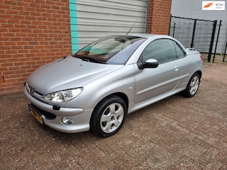 Peugeot 206 CC 2.0-16V Cabrio Clima! Leder! Bj:2005