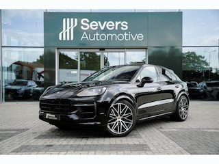 Porsche Cayenne 3.0 E-Hybrid | SportDesign Pakket | Black Edition | Adaptieve Luchtvering PASM | 22-inch RS Spyder  | Sport Chrono Pakket | Panoramadak | Bijrijdersdisplay | Bose Surround Sound System | Adaptive Cruise Controle | Soft-Close portieren | 360° Surround View | 21 inch RS Spyder Design velgen |