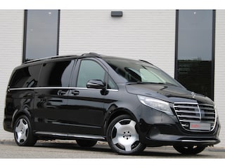 Mercedes-Benz V-klasse 300d / AMG / Exclusive / DC / 4-matic / Luchtvering / Pano / Elec Stoelen / Burmester / Vol Opties / NIEUWSTAAT.