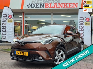 Toyota C-HR 1.2 Dynamic 5drs BJ.2017 / Navigatie / Clima / Camera / Keyless / 17"Lmv / Trekhaak !!