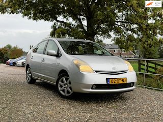 Toyota Prius 1.5 VVT-i Tech Edition | Keyless + Camera + Cruise Nu € 3.975,-!!!