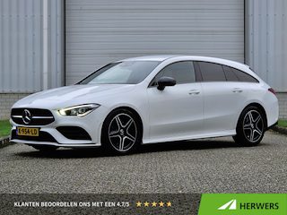 Mercedes-Benz CLA Shooting Brake 200 Business Solution AMG / Afneembare Trekhaak / AMG Styling / Sportstoelen / Alcantara / Stoelverwarming / Achteruitrijcamera / Apple Carplay & Android Auto / Draadloze Telefoonlader /