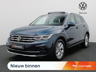 Volkswagen Tiguan 1.4 TSI eHybrid Elegance 245PK DSG Panoramadak, Trekhaak, 360gr. Camera, Keyless, Leder, 18" LM Velgen, Side Assist, Elektr. Achterklep, Stoel-stuurverwarming