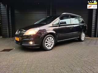 Opel Zafira 1.8 Executive 7P Carplay airco cruise trekhaak